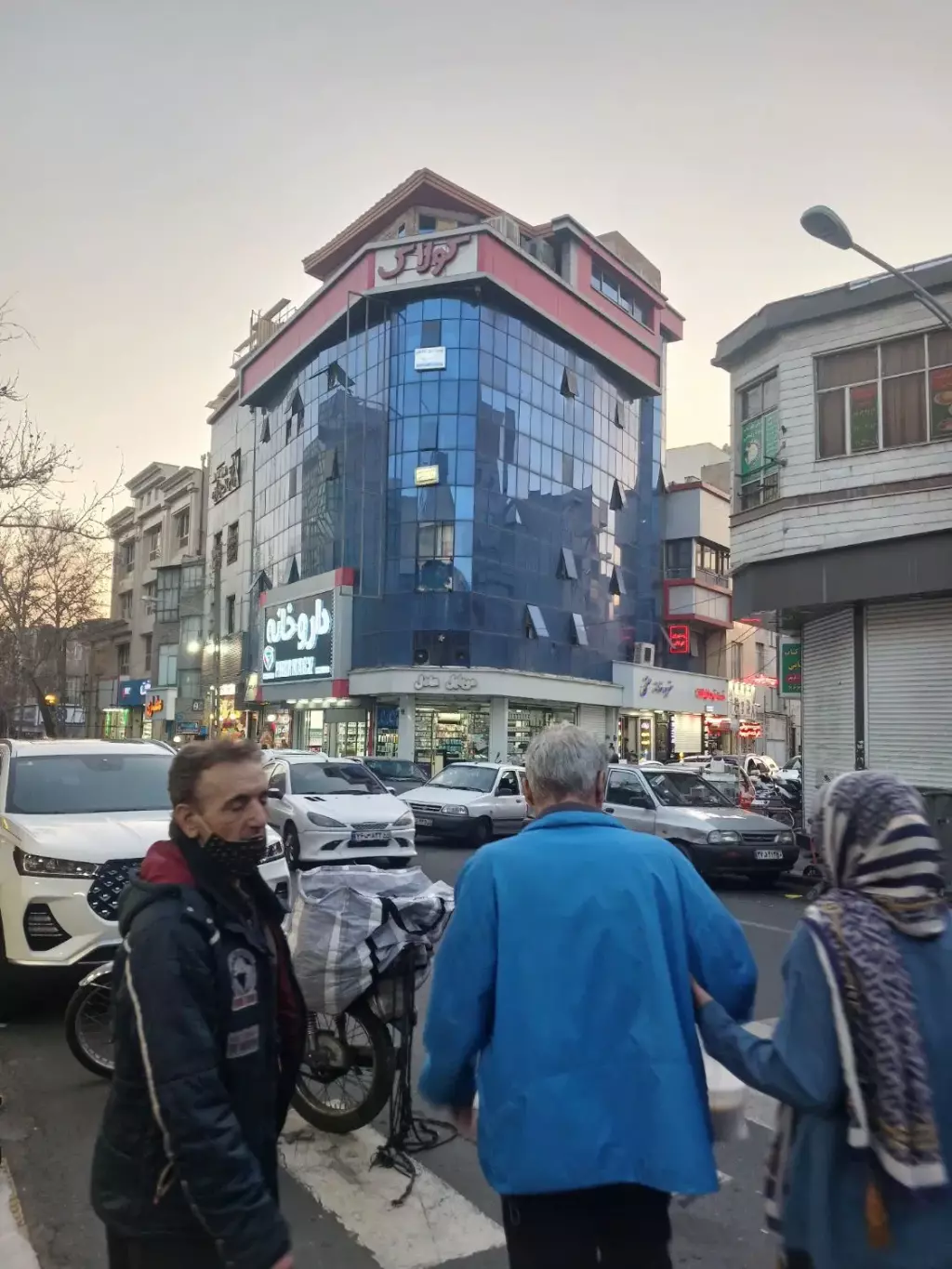 اجاره اداری و تجاری 138 متری در جی - تصویر 13