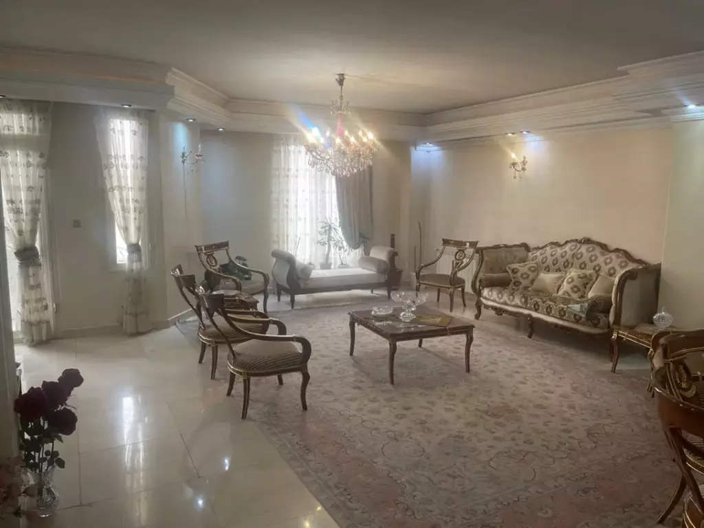 اجاره آپارتمان 265 متری در گلستان (شهرک راه آهن)