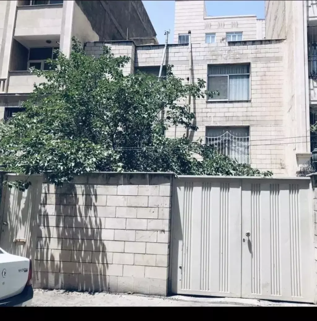 فروش خانه و ویلا 104 متری در شاهین