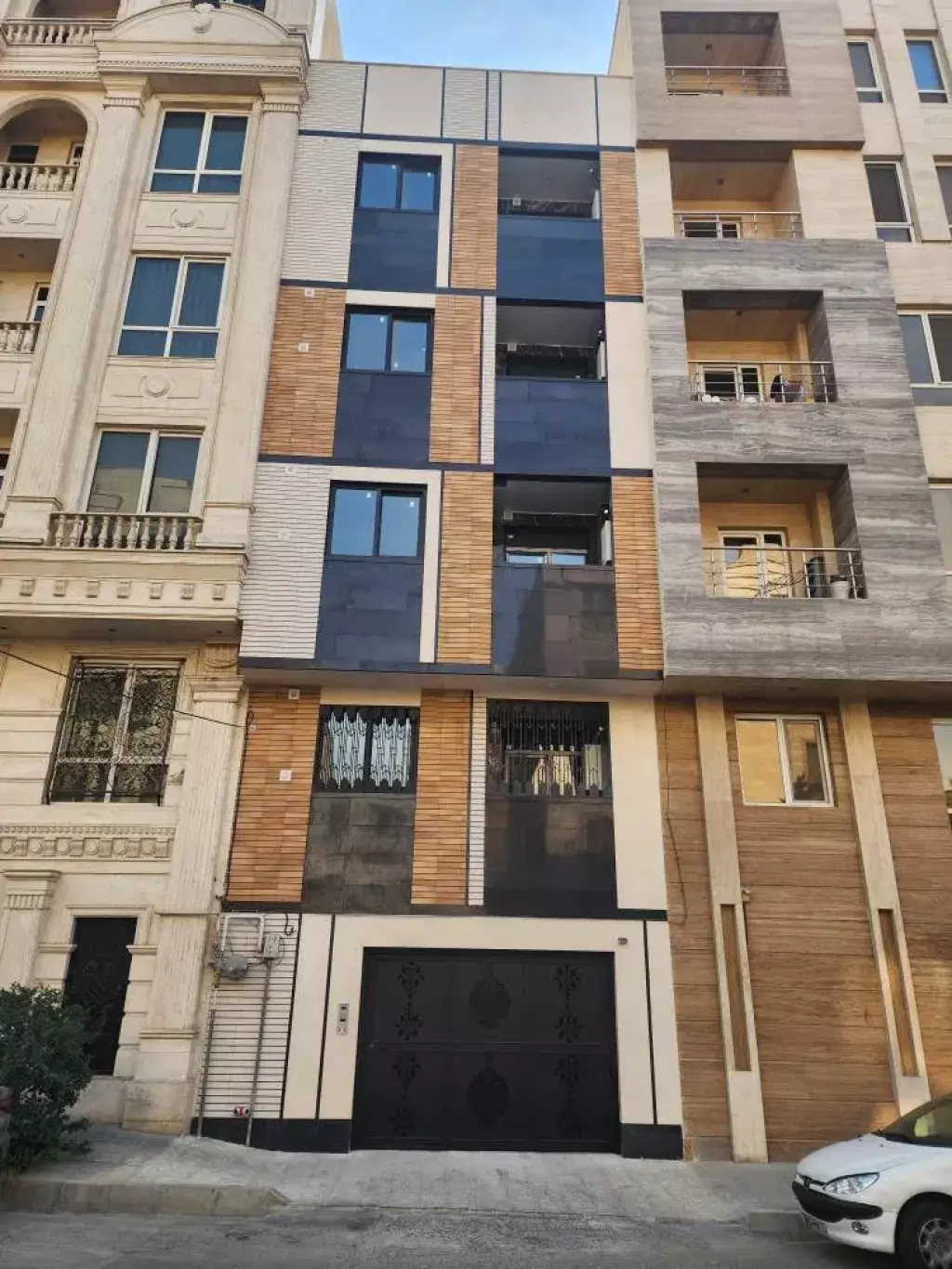 فروش آپارتمان 88 متری در پونک