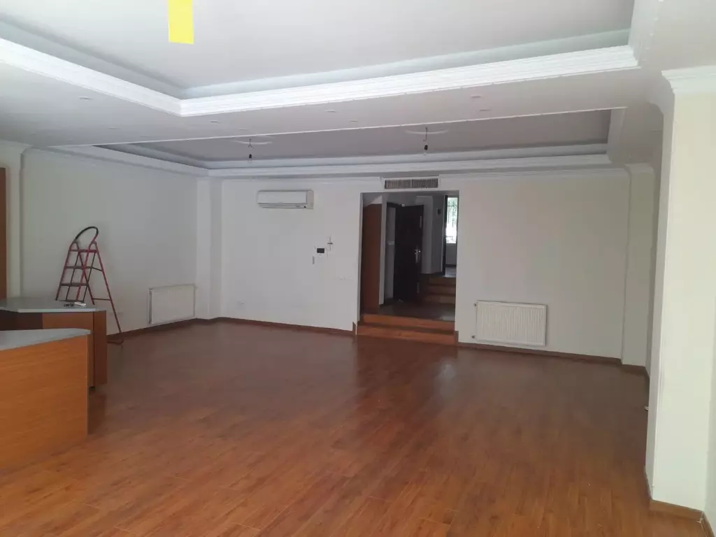 اجاره اداری و تجاری 125 متری در سردارجنگل