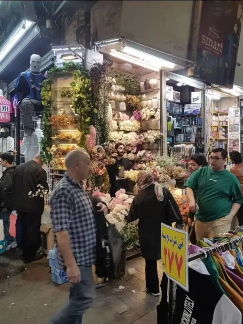 اجاره اداری و تجاری 2 متری در بازار