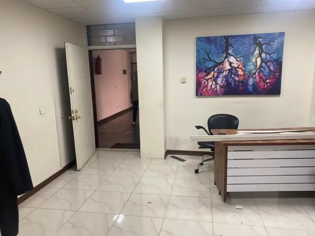 اجاره اداری و تجاری 120 متری در میدان ولیعصر - تصویر 4