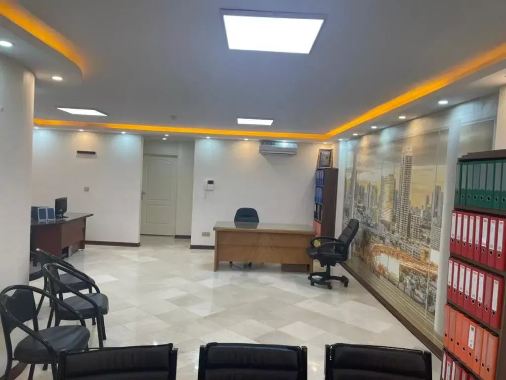 اجاره اداری و تجاری 248 متری در سعادت‌آباد