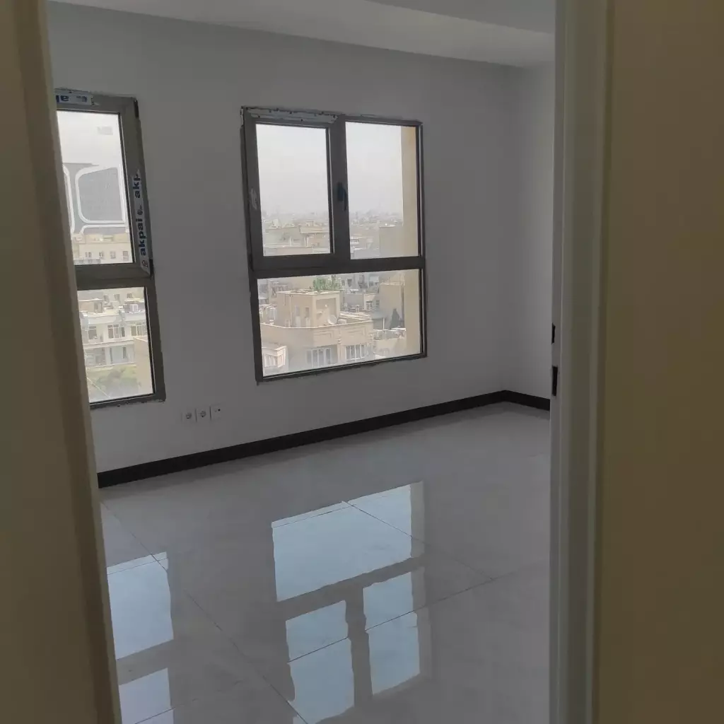 اجاره اداری و تجاری 90 متری در نصرت - تصویر 3