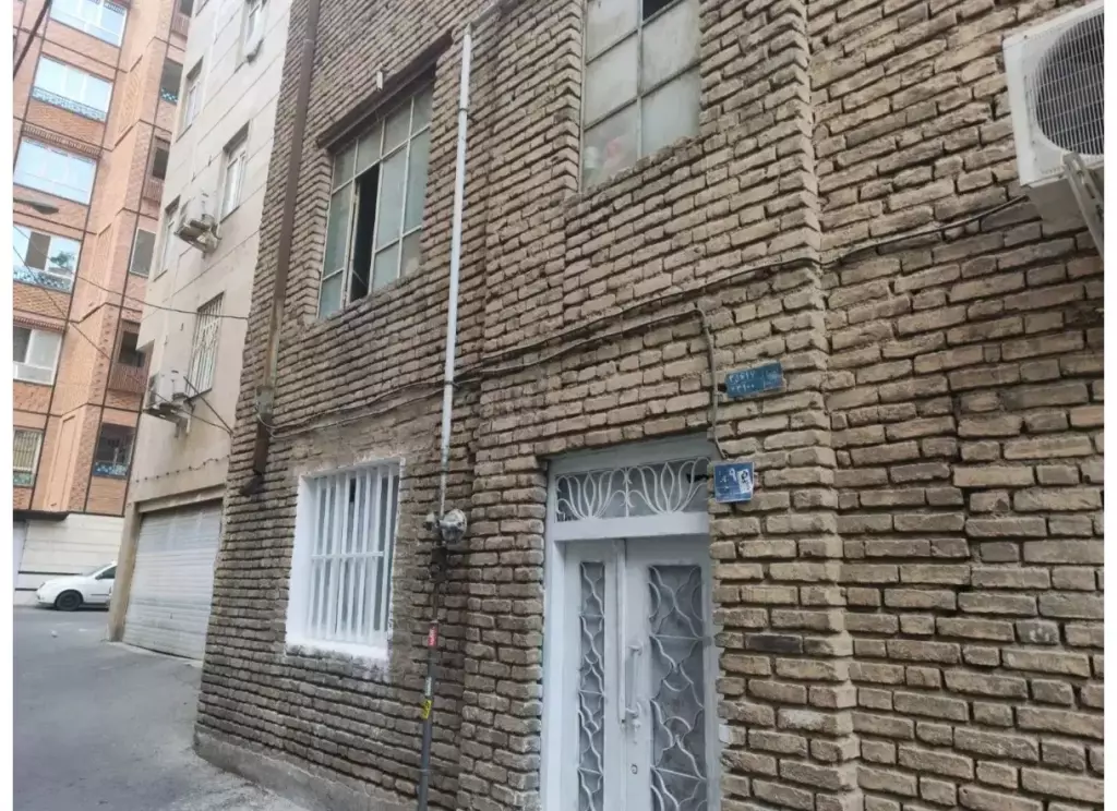 اجاره خانه و ویلا 12 متری در شهید اسدی