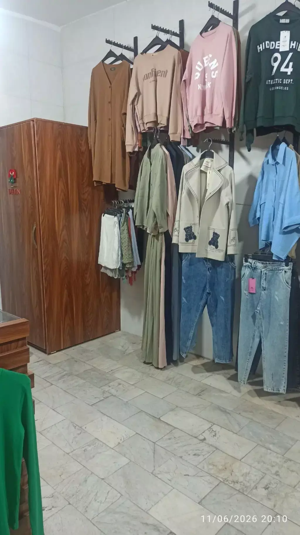 اجاره اداری و تجاری 24 متری در عبدل‌آباد