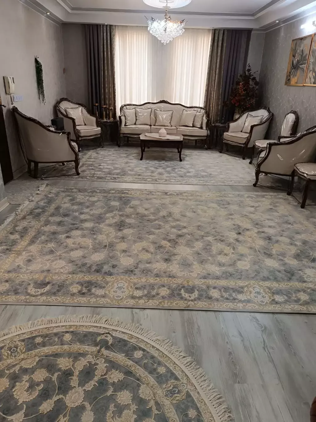 فروش آپارتمان 80 متری در تولید دارو