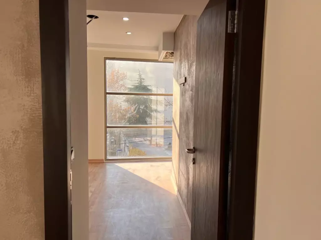 اجاره اداری و تجاری 90 متری در حکمت - تصویر 6