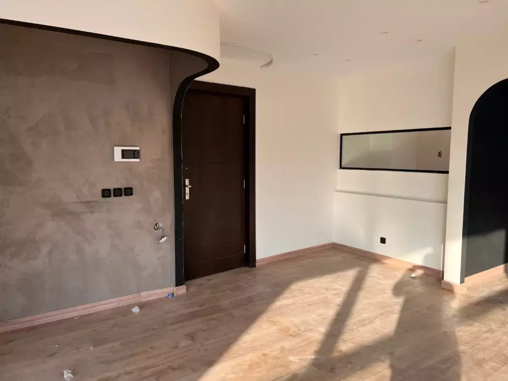اجاره اداری و تجاری 90 متری در حکمت - تصویر 2