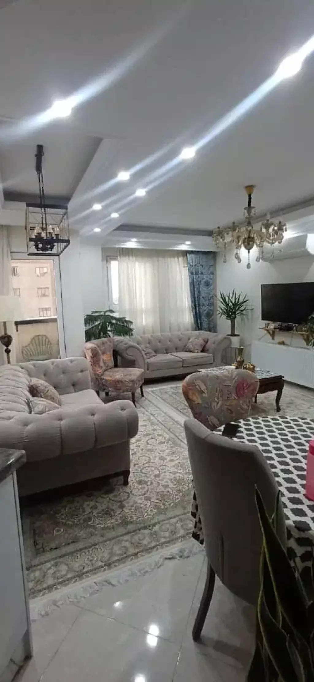 فروش آپارتمان 94 متری در شهرک چیتگر