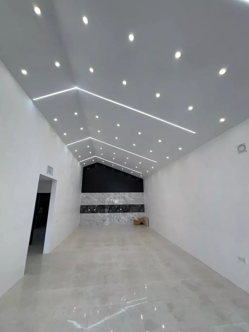 اجاره اداری و تجاری 78 متری در عباس‌آباد
