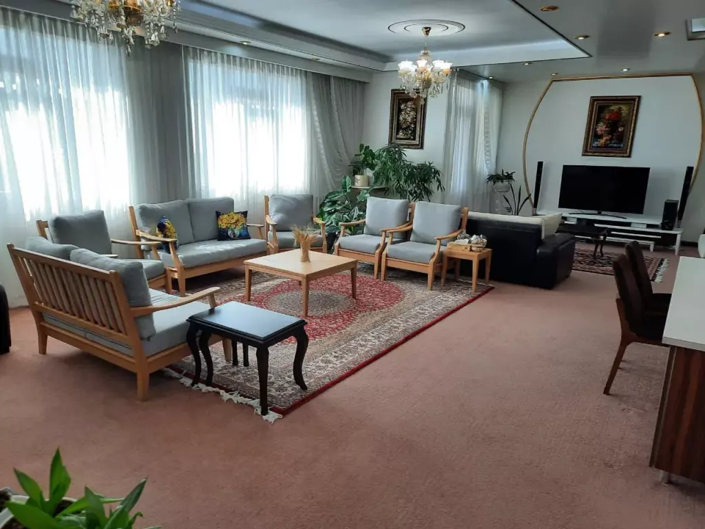 اجاره آپارتمان 137 متری در شهرک شریعتی