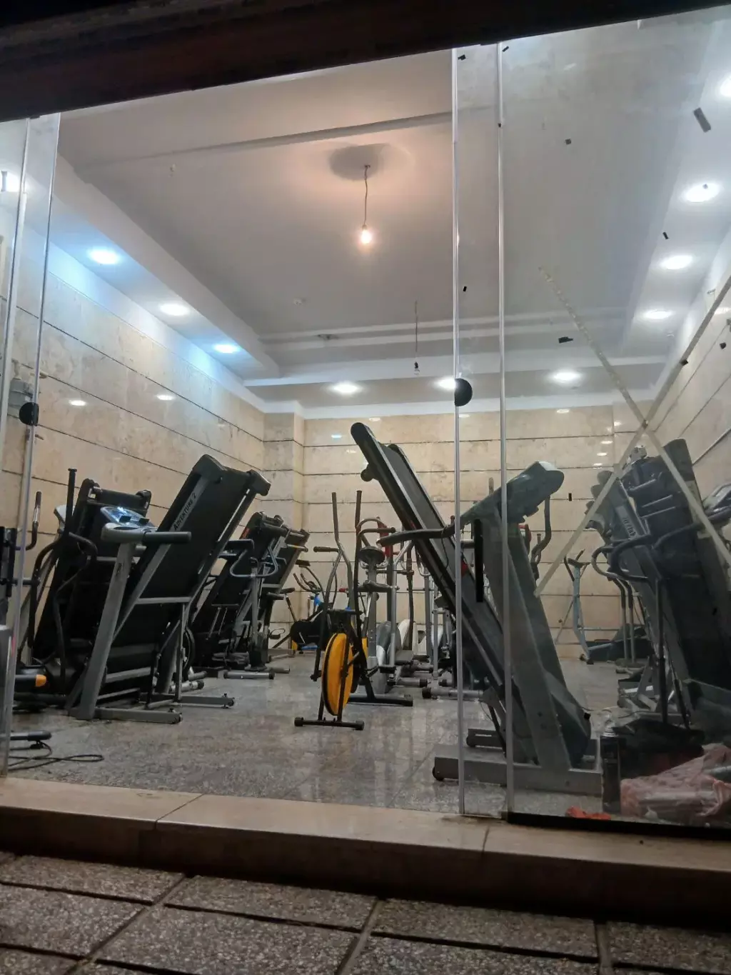 اجاره اداری و تجاری 50 متری در مشیریه