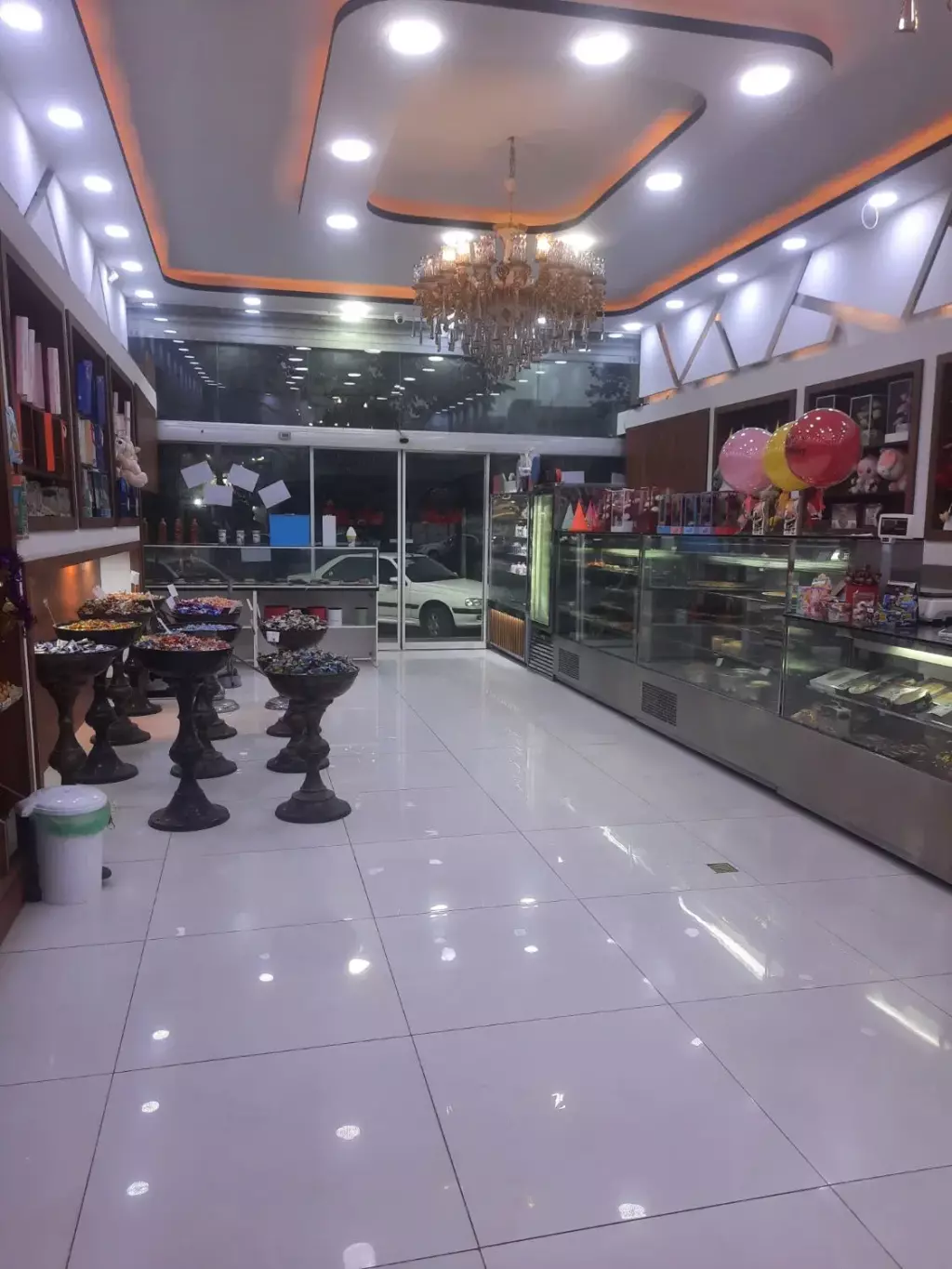 فروش اداری و تجاری 310 متری در شهرک آزمایش