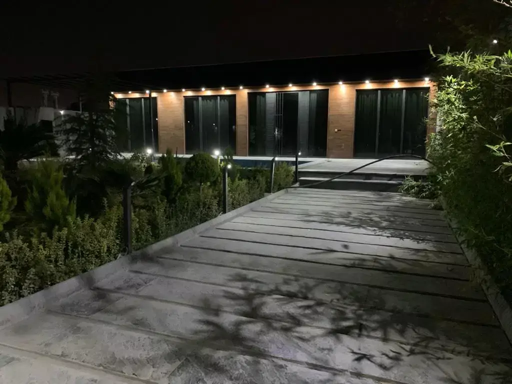 فروش خانه و ویلا 500 متری در تهران‌نو - تصویر 2