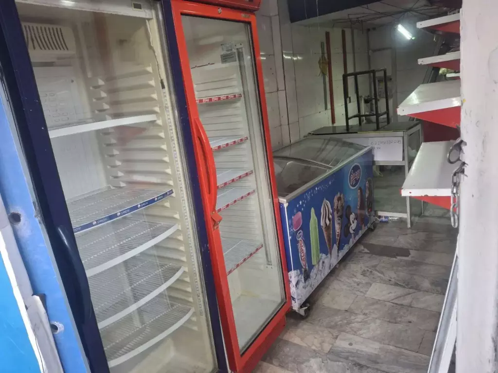 فروش اداری و تجاری 12 متری در عباسی