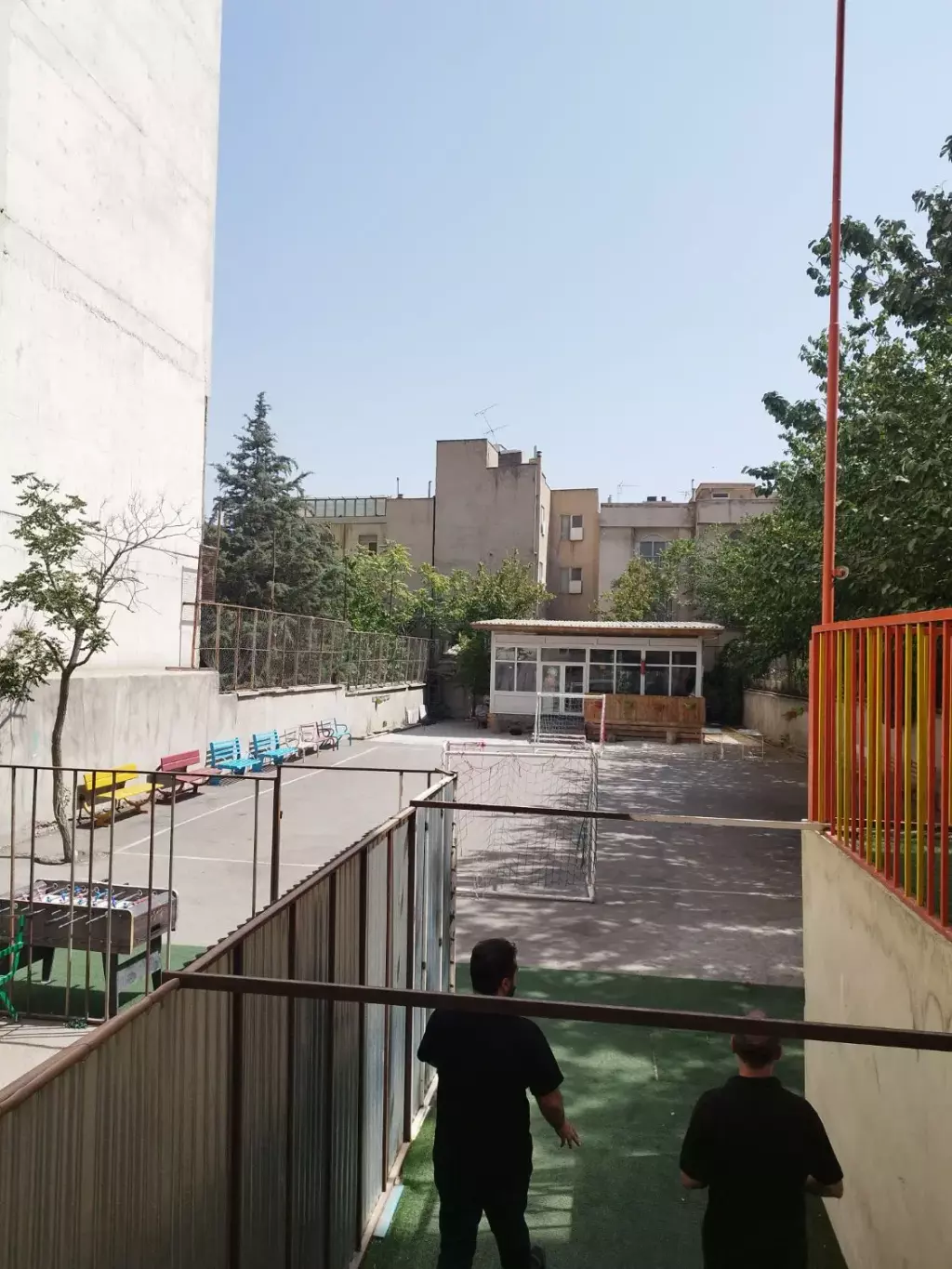 اجاره اداری و تجاری 1600 متری در حسینآباد