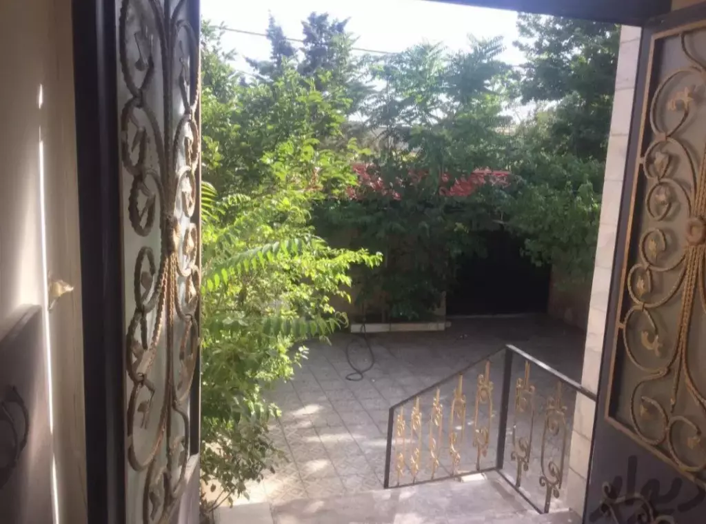 اجاره خانه و ویلا 250 متری در شهرک محلاتی - تصویر 2