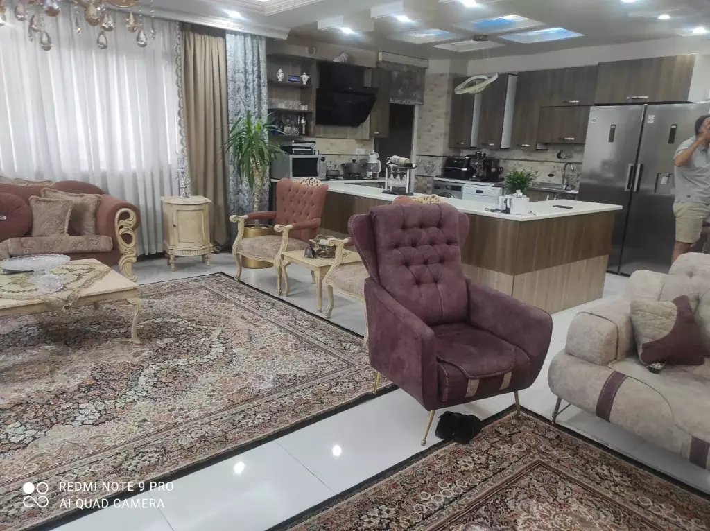 فروش آپارتمان 140 متری در نازی‌آباد