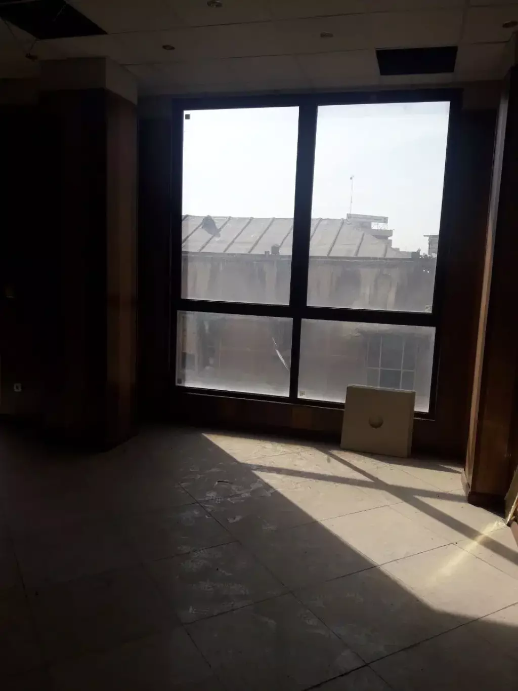 اجاره اداری و تجاری 42 متری در بهارستان - تصویر 2