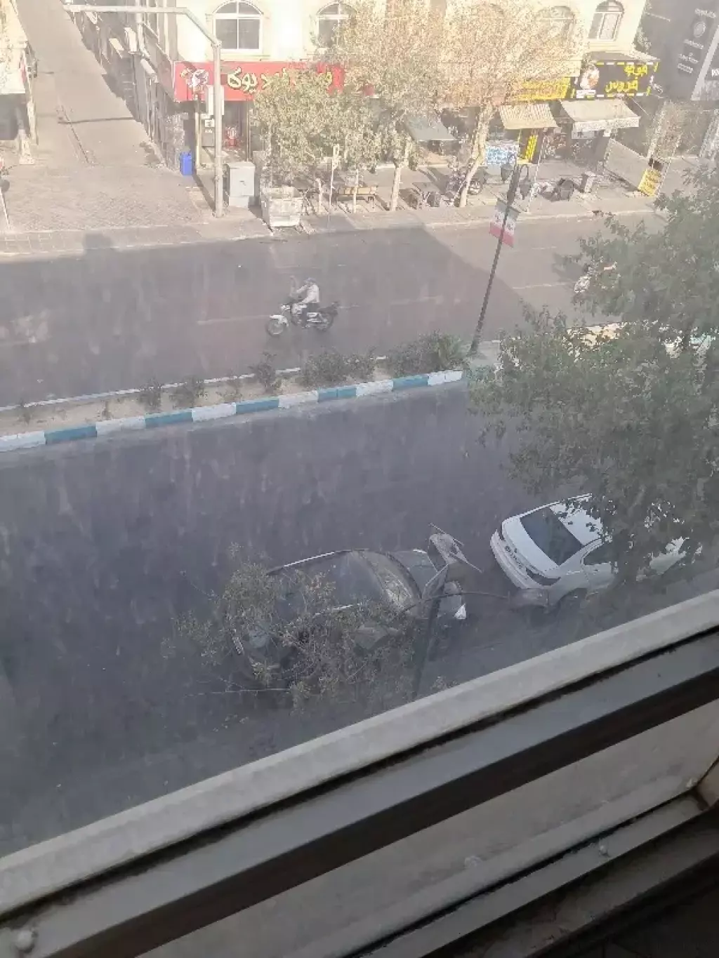 فروش اداری و تجاری 130 متری در جمالزاده