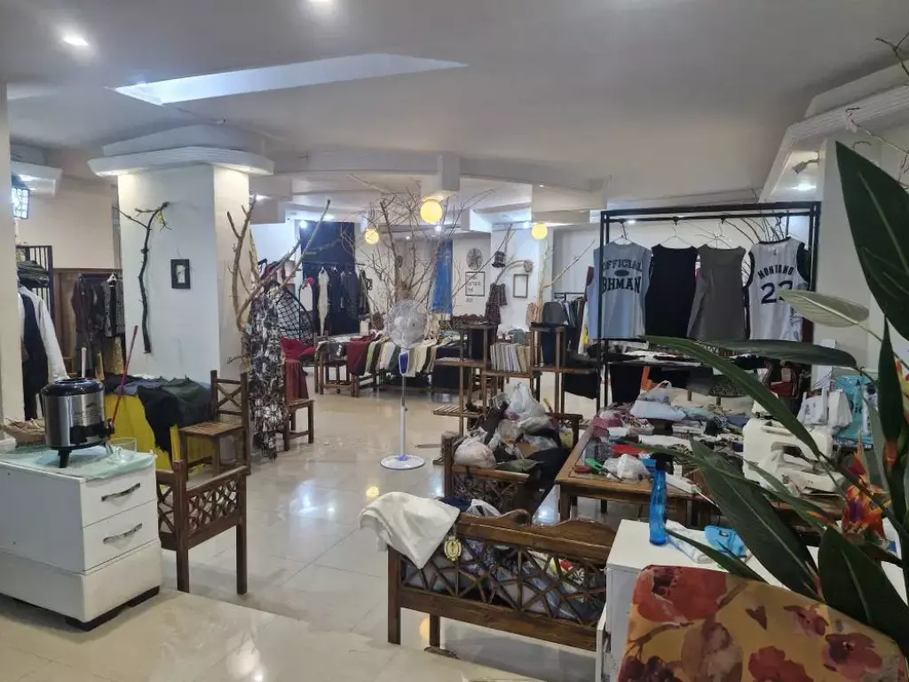 اجاره اداری و تجاری 200 متری در حسینآباد