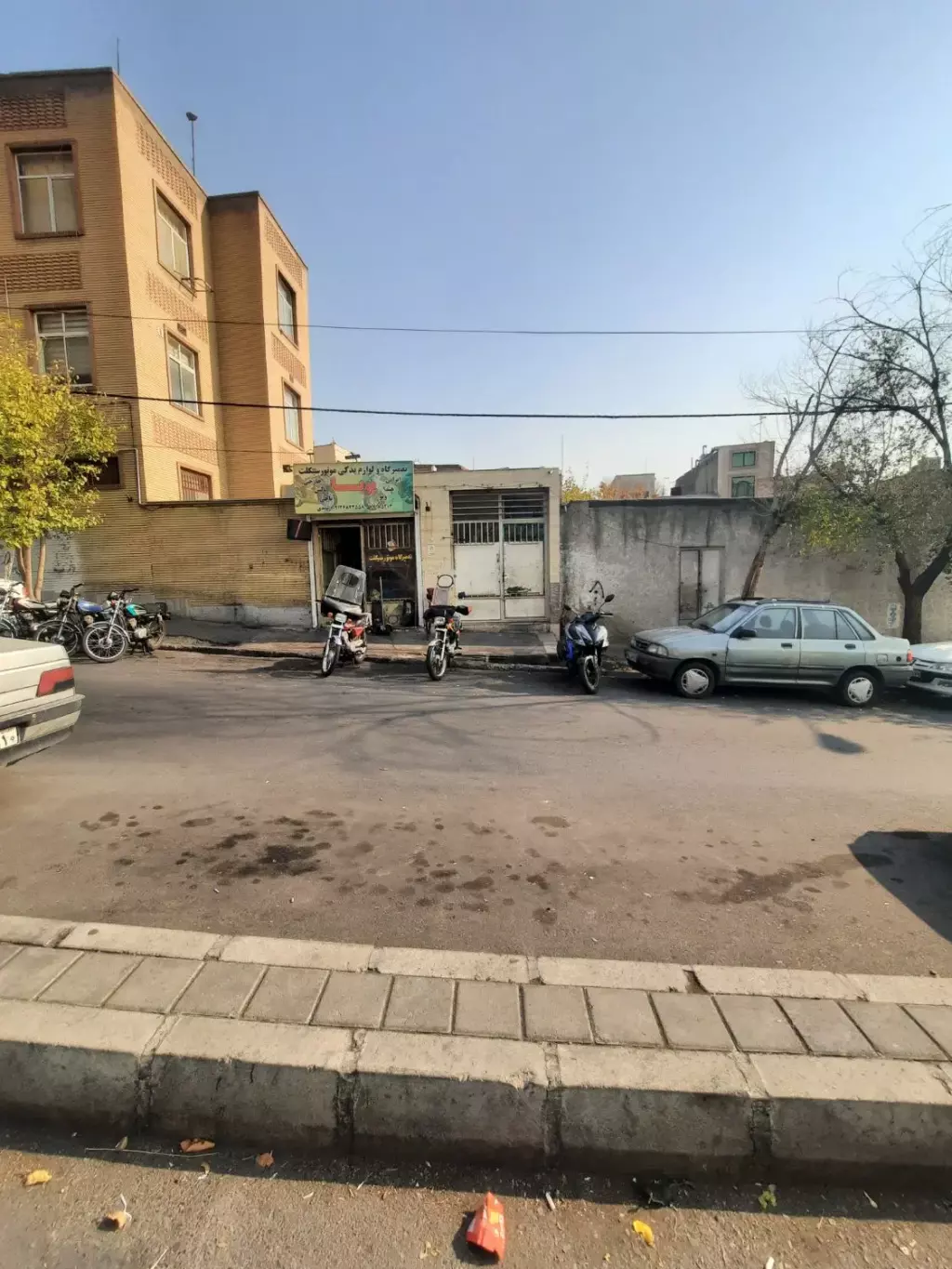 فروش اداری و تجاری 15 متری در شمیران‌نو
