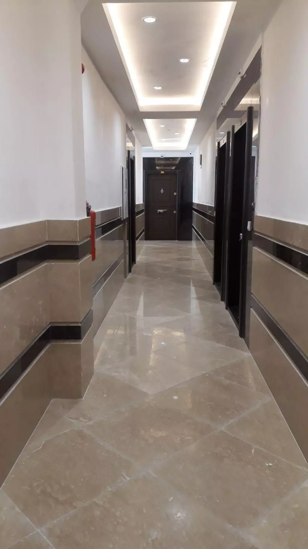 اجاره اداری و تجاری 75 متری در بازار - تصویر 4