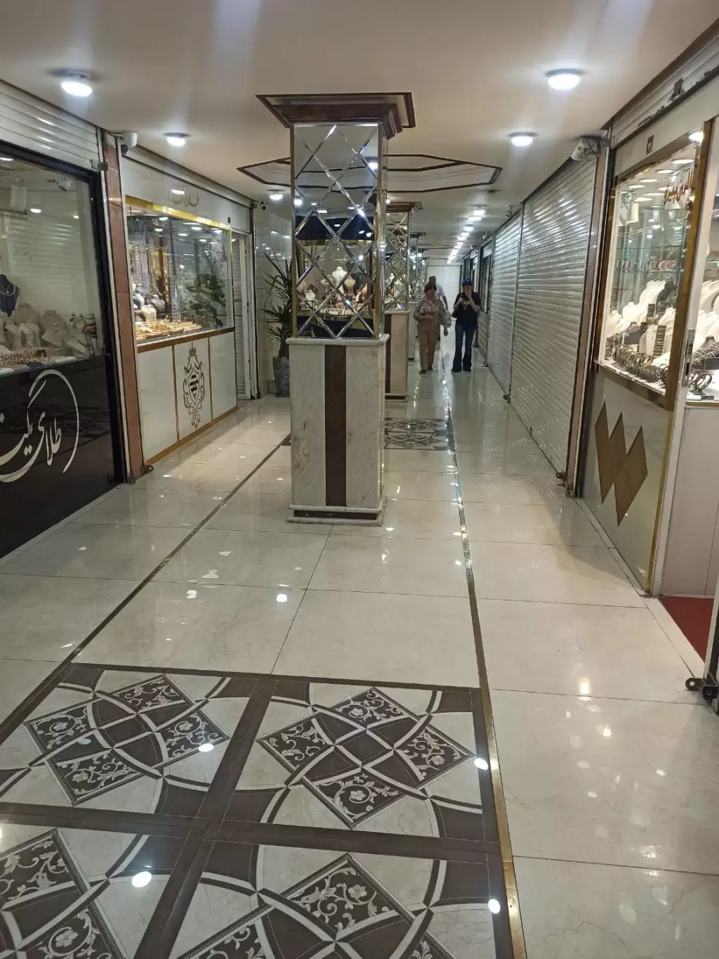 اجاره اداری و تجاری 20 متری در آسمان