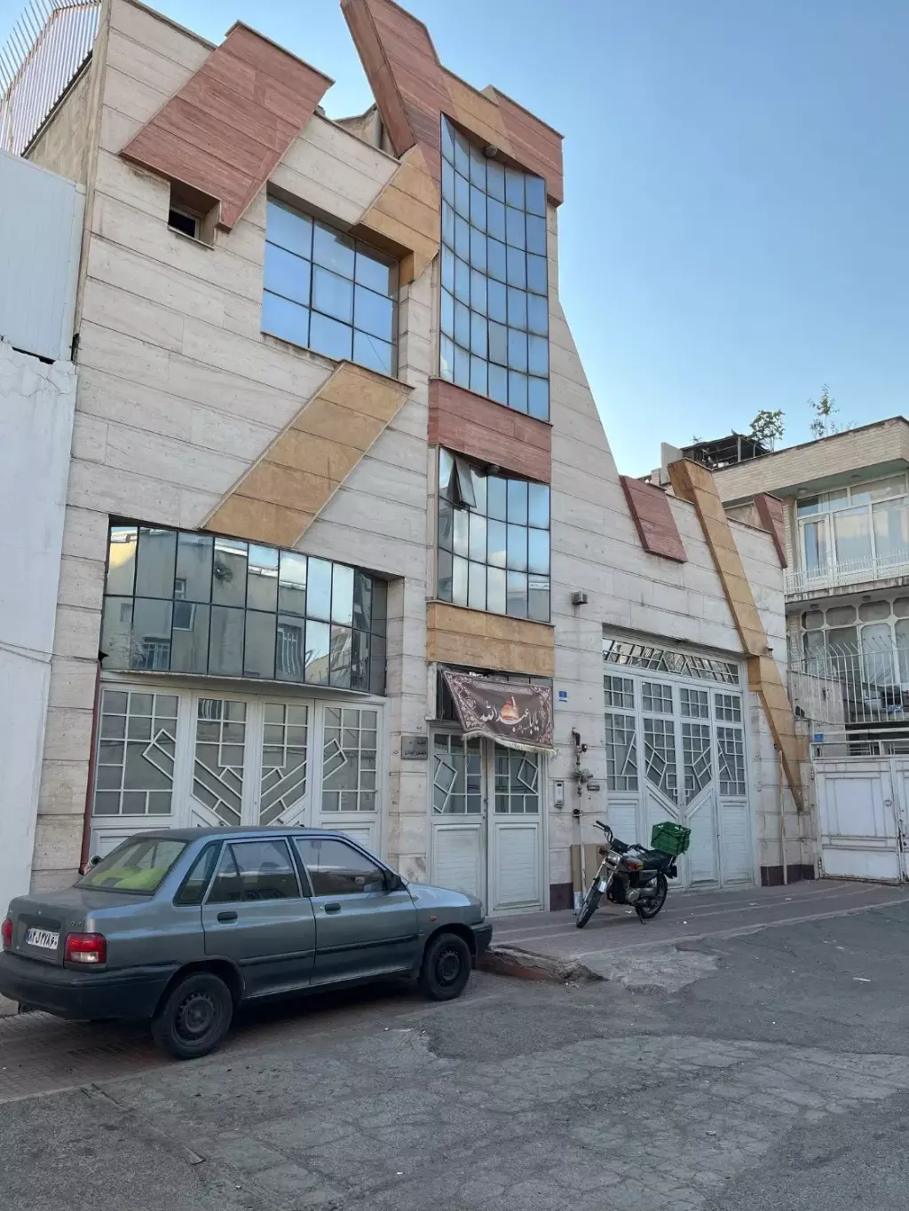 فروش اداری و تجاری 818 متری در نارمک جنوبی - تصویر 2