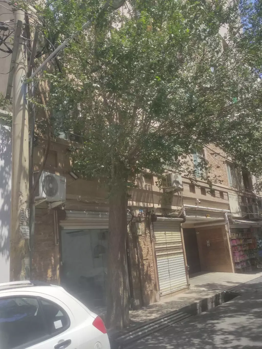 فروش اداری و تجاری 26 متری در صاحب الزمان - تصویر 2