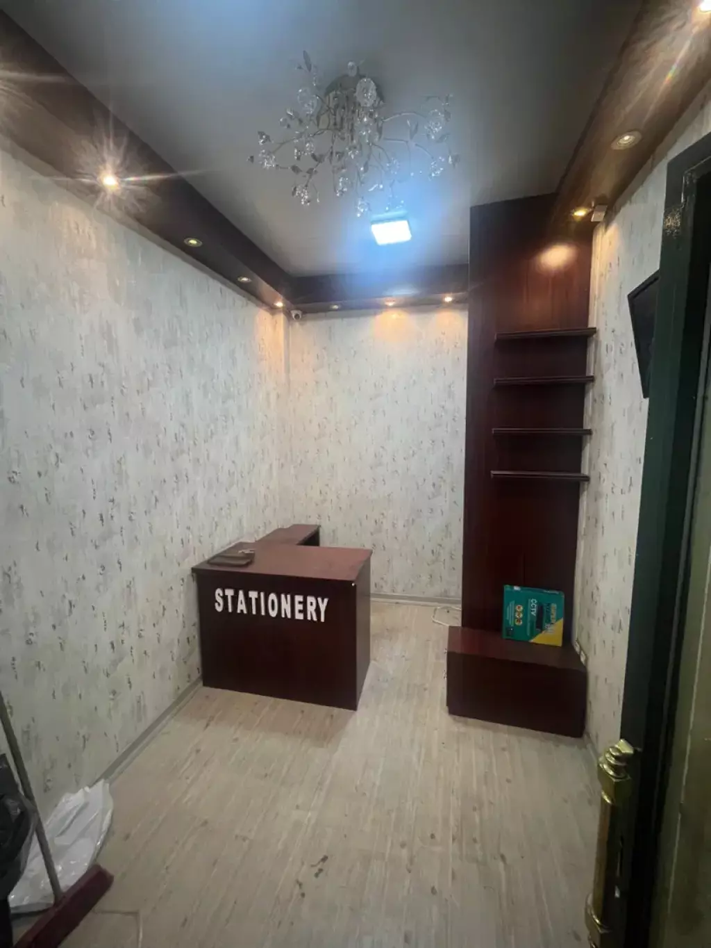 فروش اداری و تجاری 10 متری در بازار