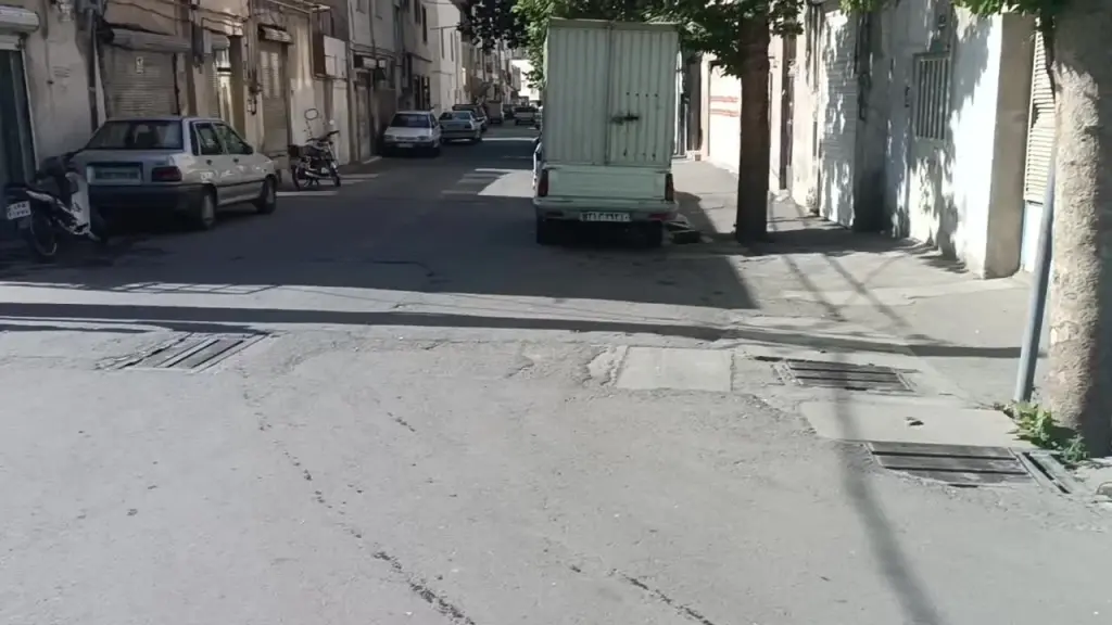 فروش اداری و تجاری 13 متری در یافت آباد جنوبی
