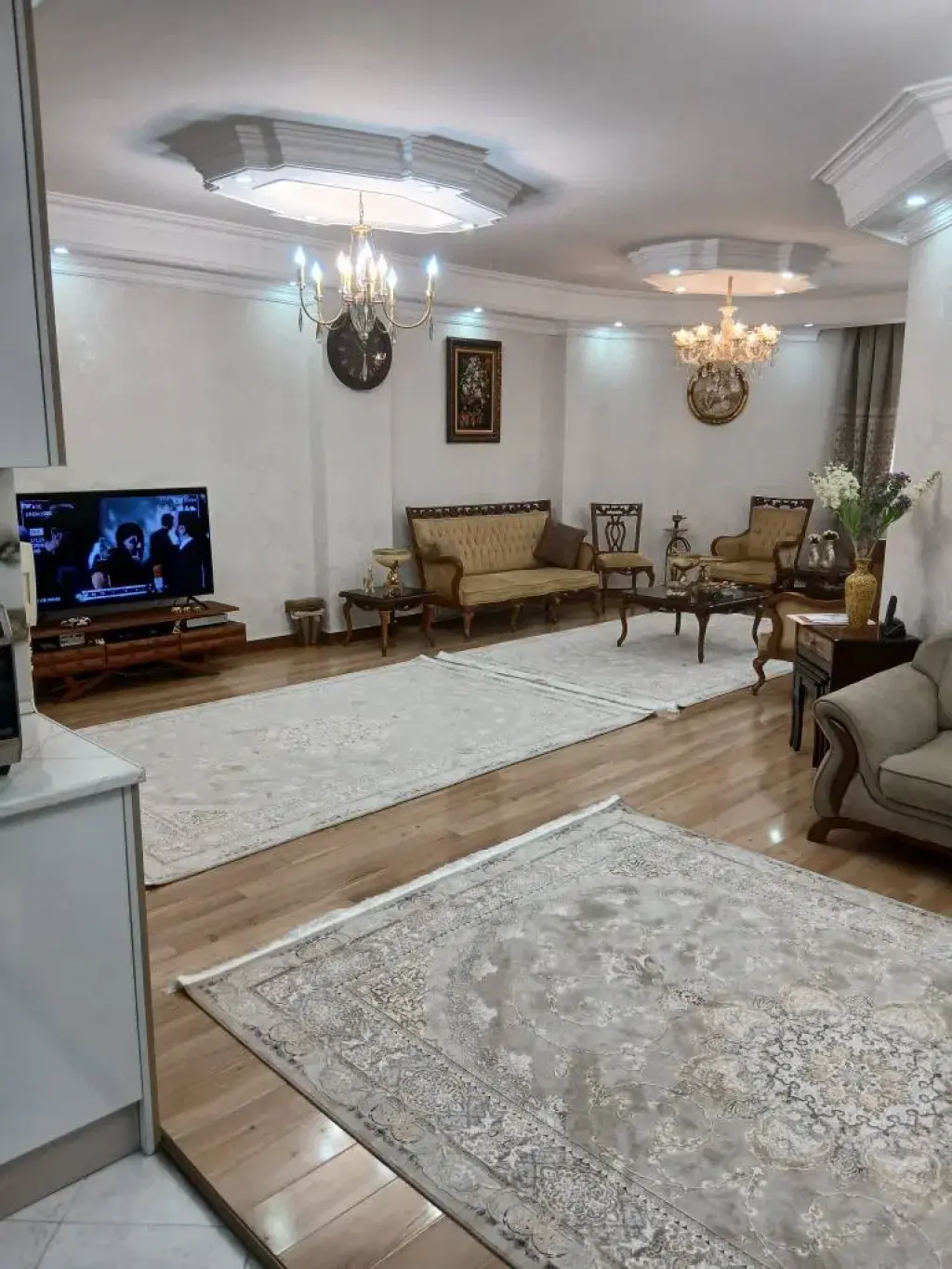 فروش آپارتمان 105 متری در باغ فیض