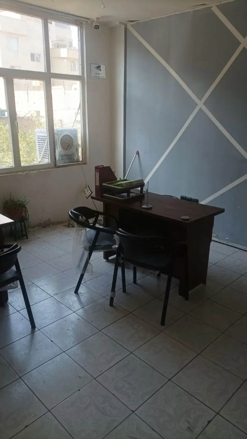 اجاره اداری و تجاری 80 متری در فلسطین (میدان انقلاب)