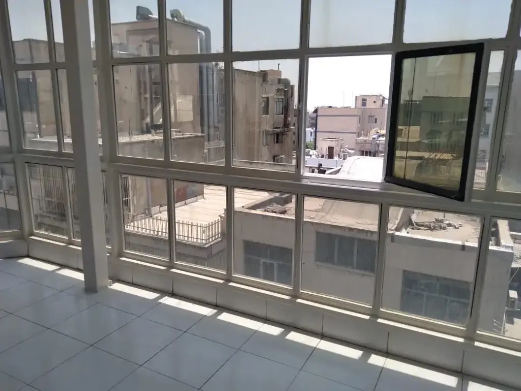 اجاره اداری و تجاری 22 متری در بهجت‌آباد - تصویر 2