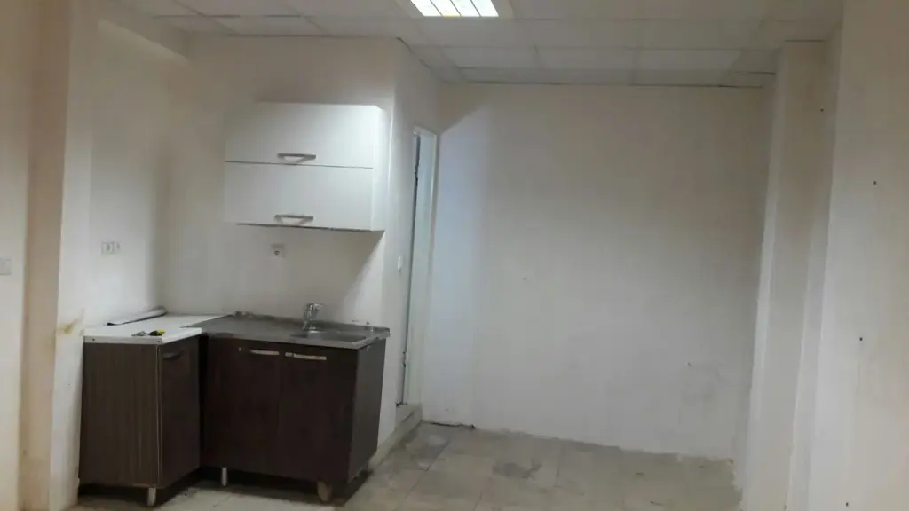 اجاره اداری و تجاری 65 متری در فردوسی - تصویر 2