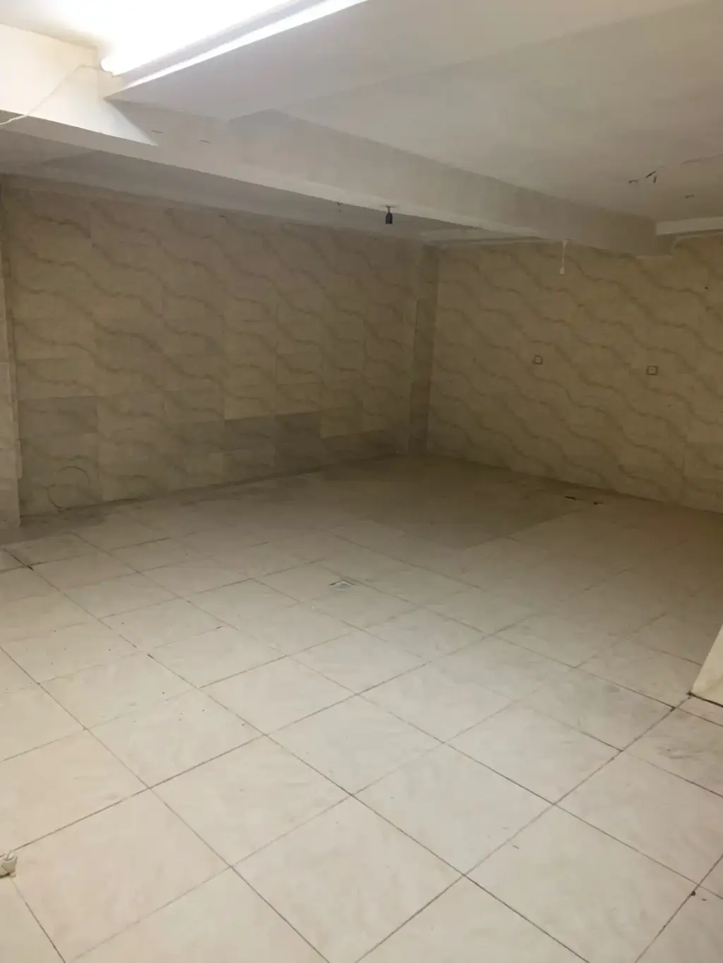 اجاره اداری و تجاری 70 متری در صاحب الزمان - تصویر 3