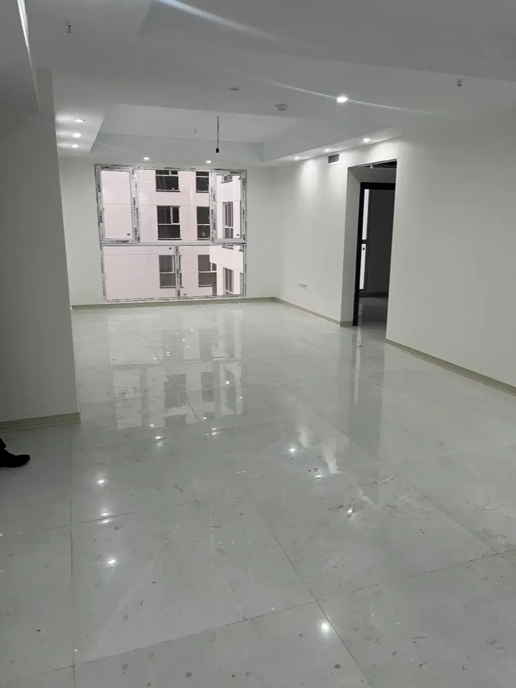 اجاره آپارتمان 97 متری در شهرک هما