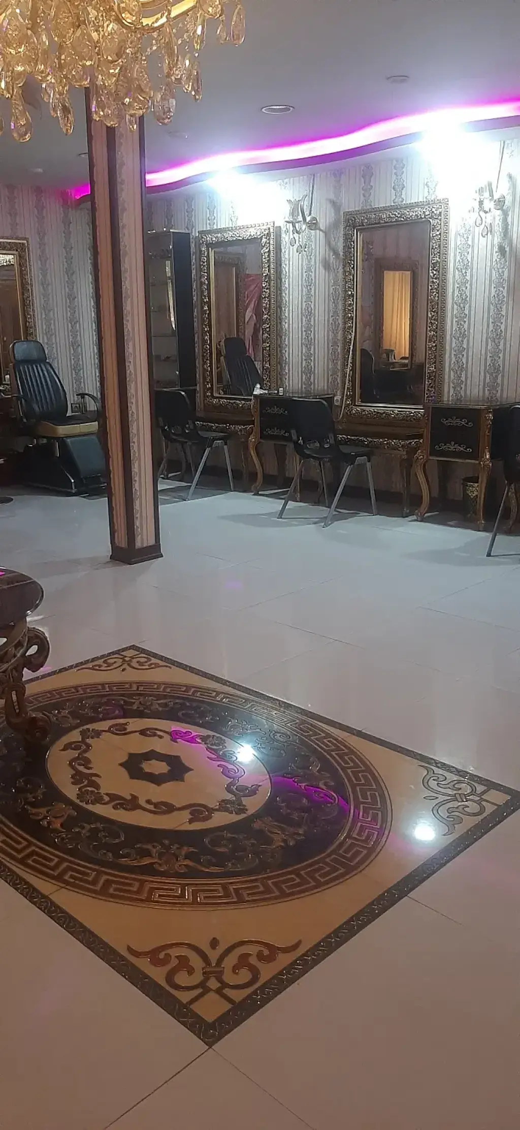 اجاره اداری و تجاری 80 متری در فلاح