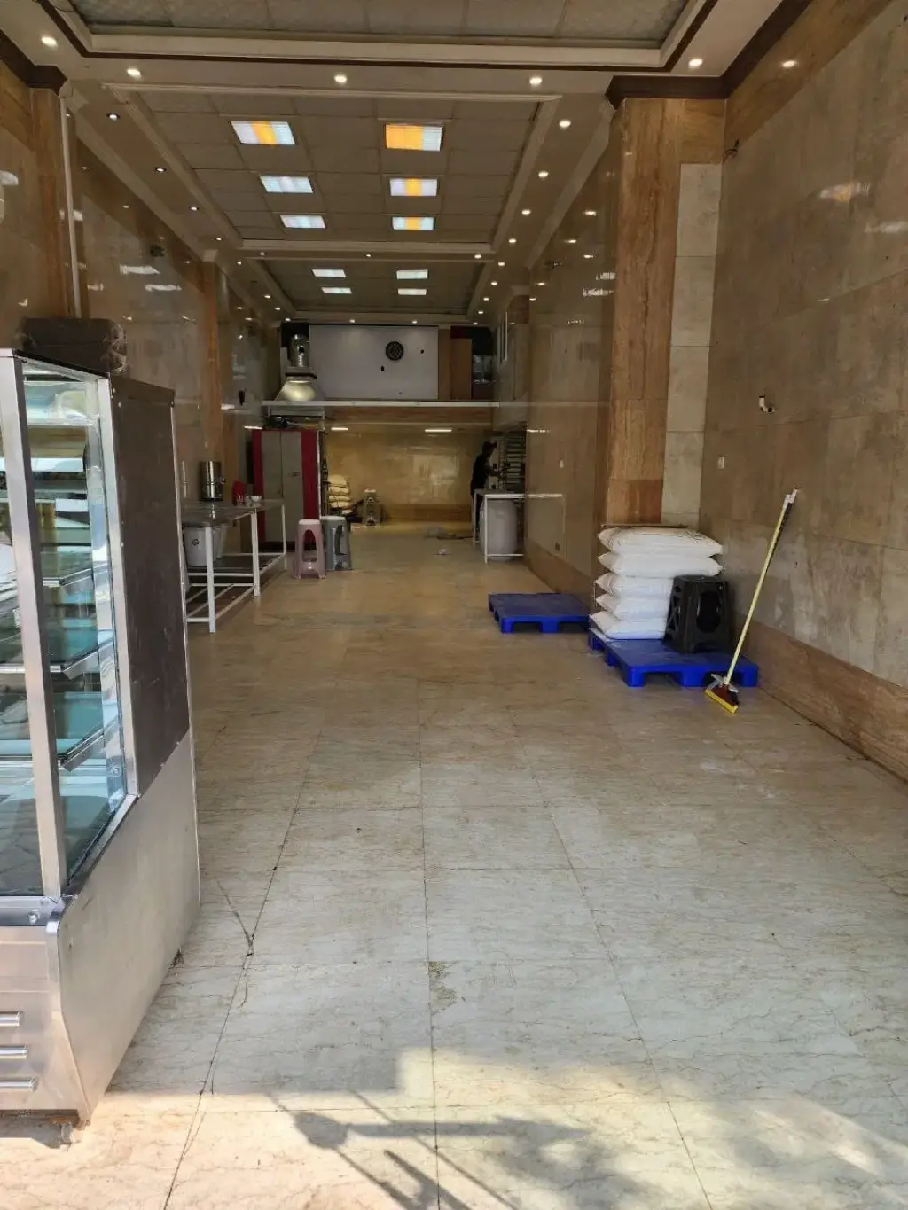 اجاره اداری و تجاری 120 متری در خاک سفید - تصویر 5