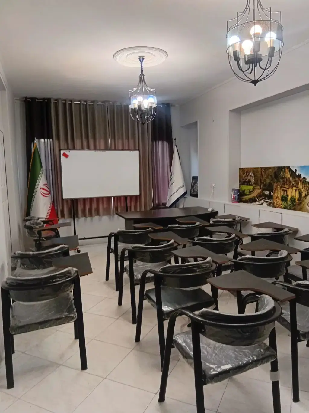 اجاره اداری و تجاری 85 متری در دردشت