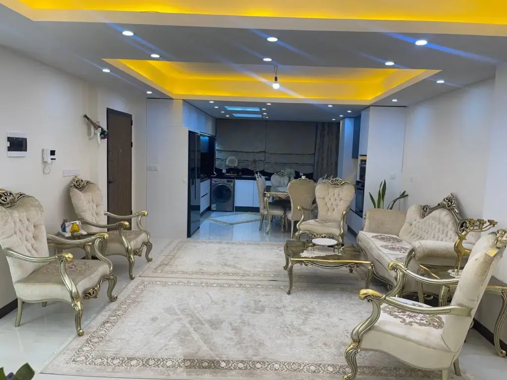 فروش آپارتمان 90 متری در تولید دارو