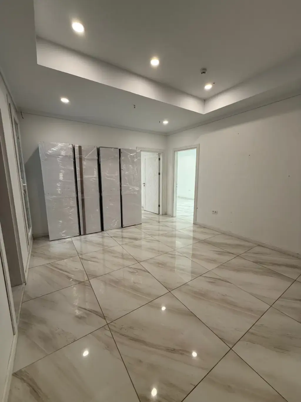 اجاره اداری و تجاری 90 متری در ولنجک