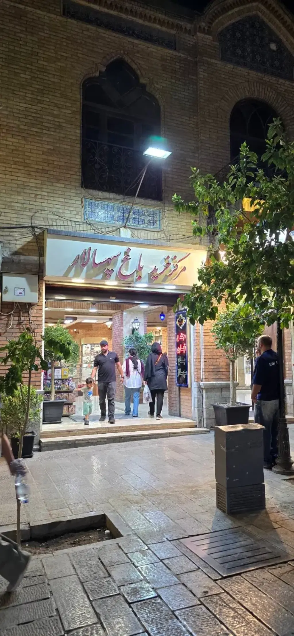 اجاره اداری و تجاری 22 متری در بهارستان