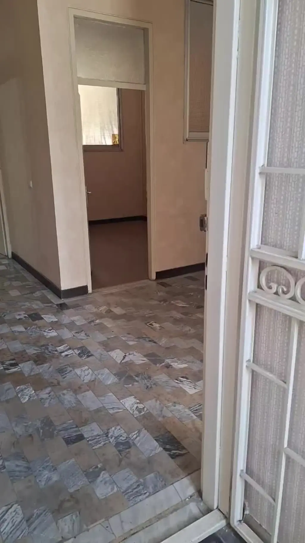 اجاره اداری و تجاری 70 متری در خواجه نصیر طوسی