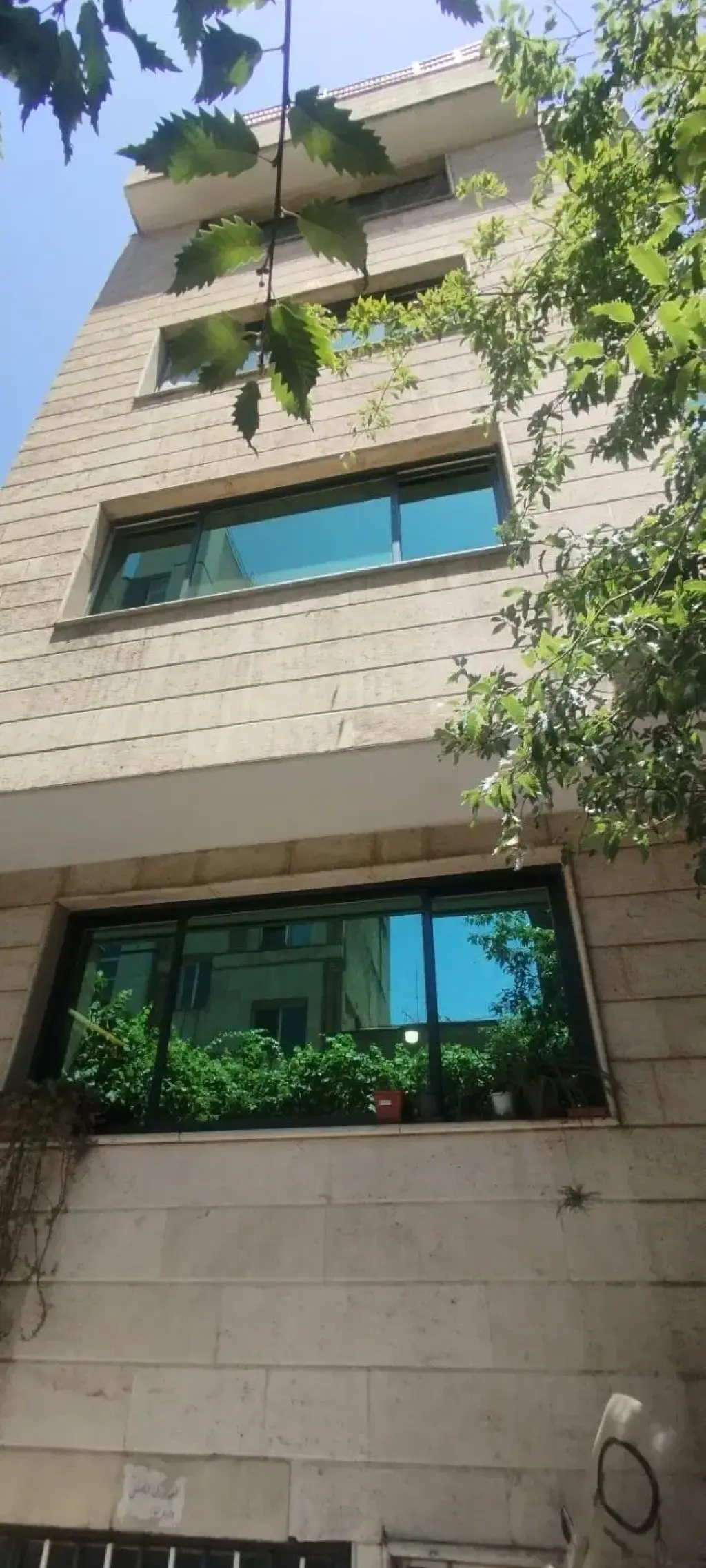 فروش آپارتمان 315 متری در فلسطین (میدان انقلاب)