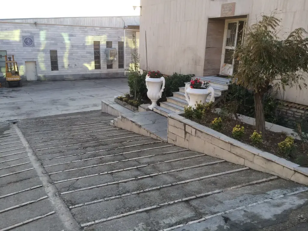 فروش اداری و تجاری 7000 متری در ترمینال غرب - تصویر 3