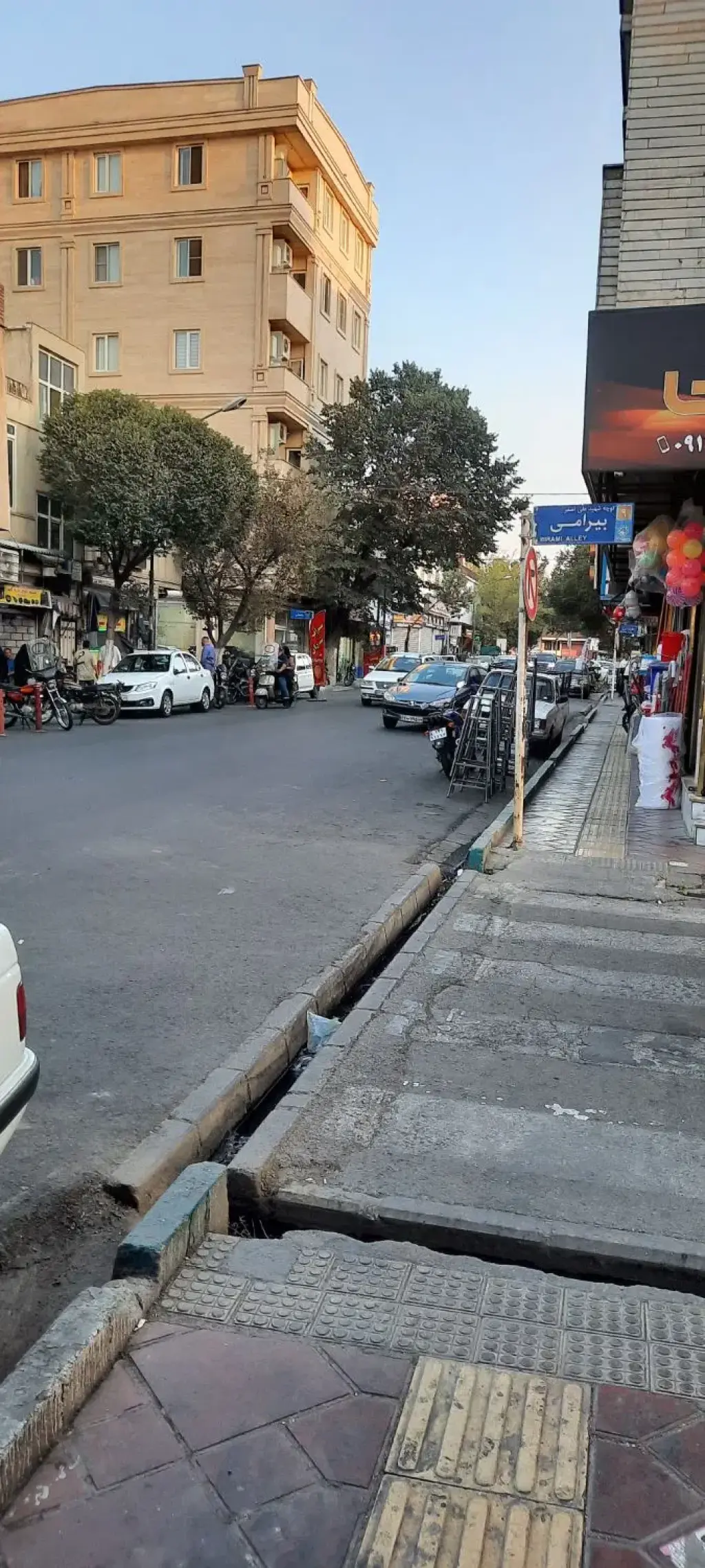 اجاره اداری و تجاری 30 متری در خزانه - تصویر 2